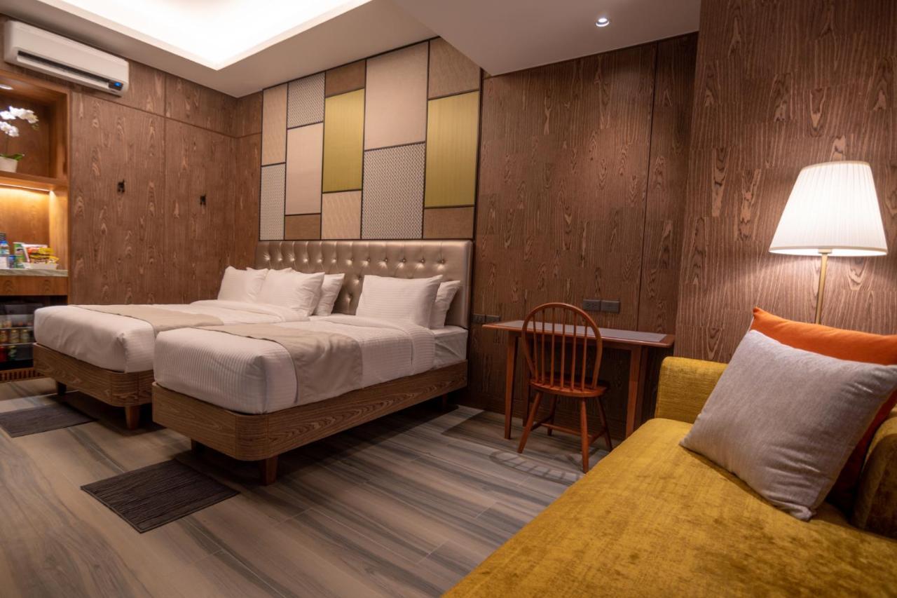 Gwandalan House Hotel Диполог Екстериор снимка