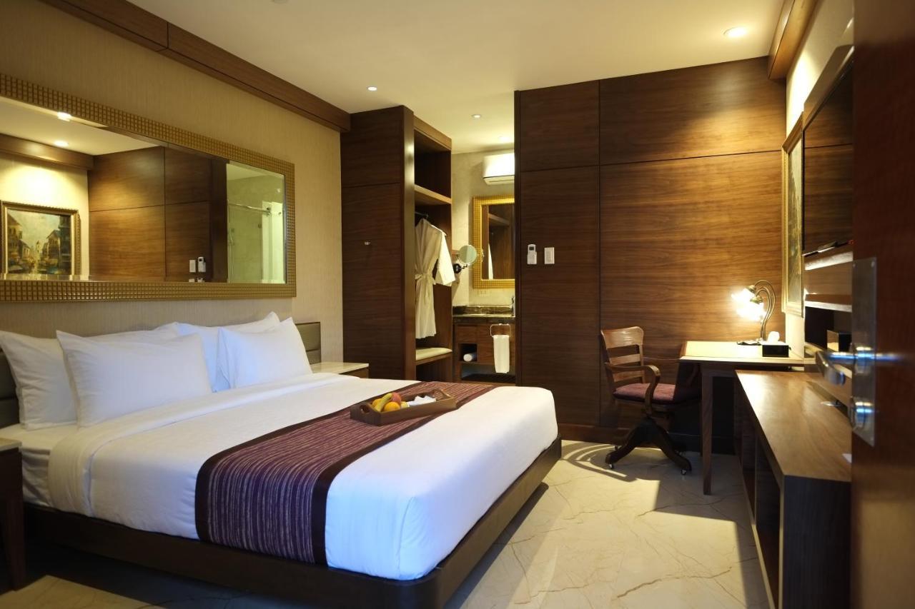 Gwandalan House Hotel Диполог Екстериор снимка