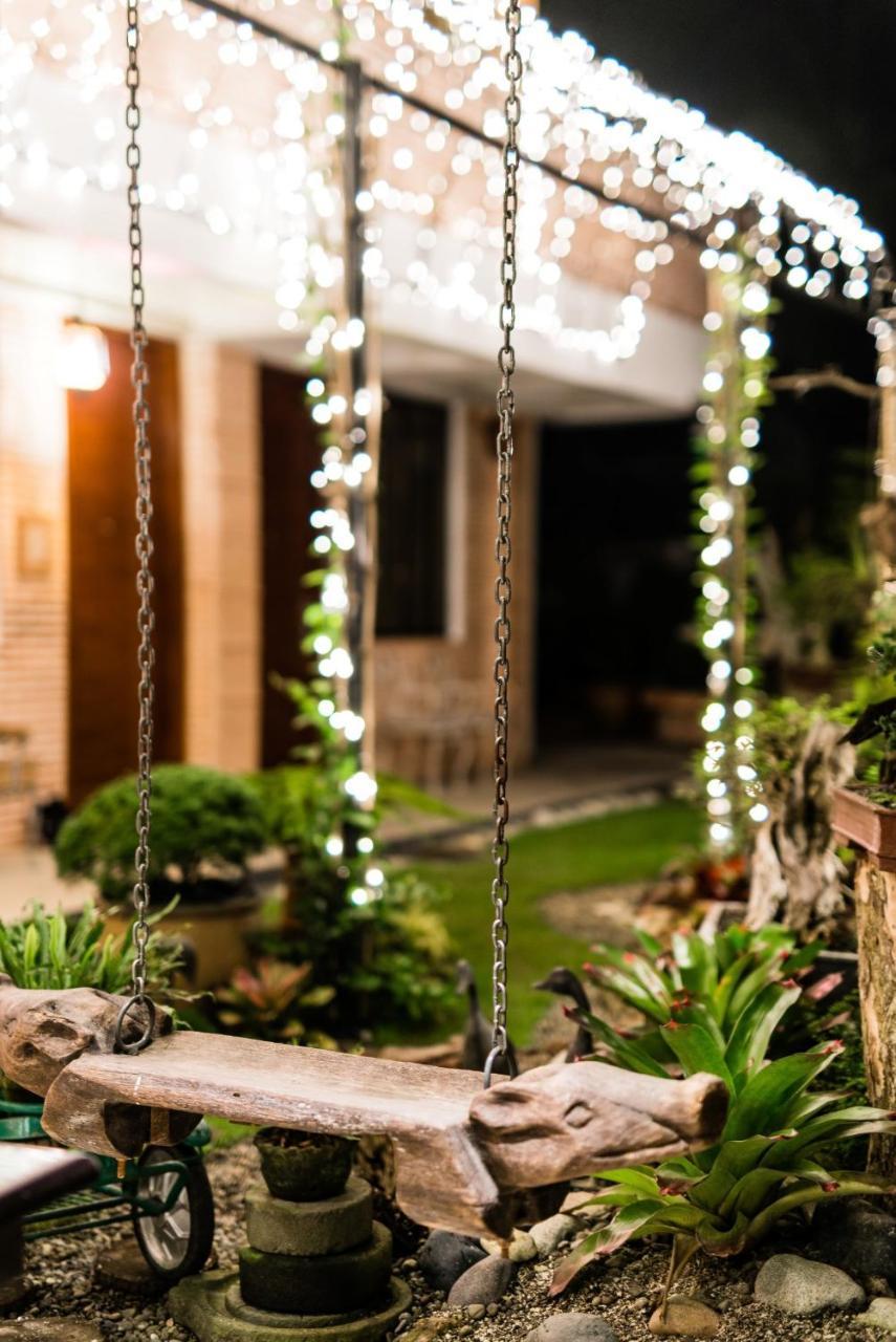 Gwandalan House Hotel Диполог Екстериор снимка